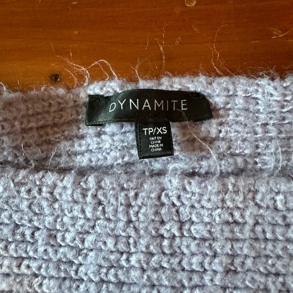 XS Dynamite lilac sweater - Picture 2 of 2